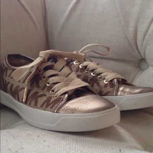 NWOT Michael Kors Dress Sneaker